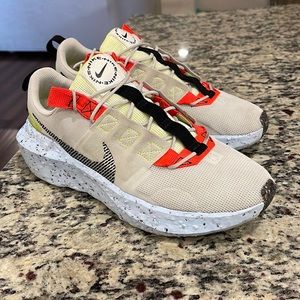 Nike Crater Impact Light Bone/Stone/Bright Crimson/Black DB2477-010 Size 9.5
